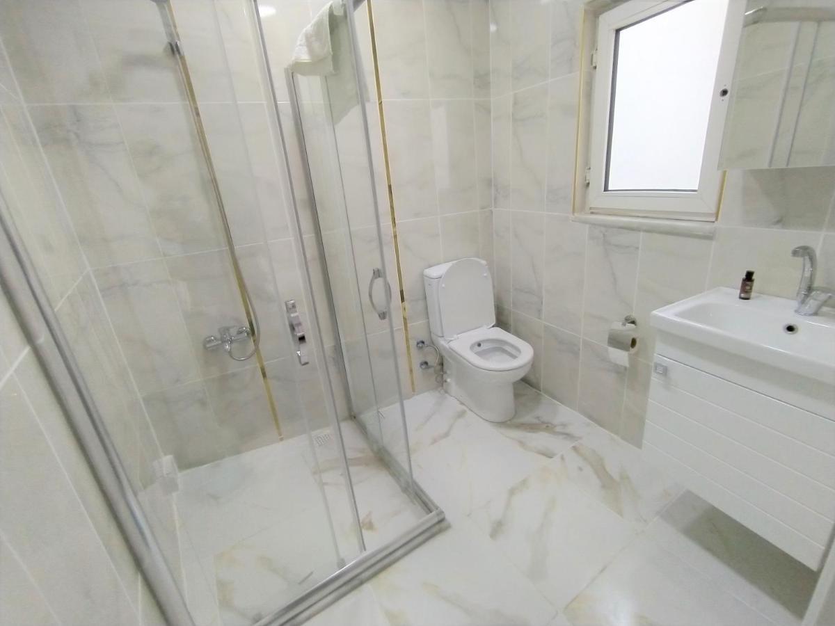 King Istanbul Hotel Esterno foto