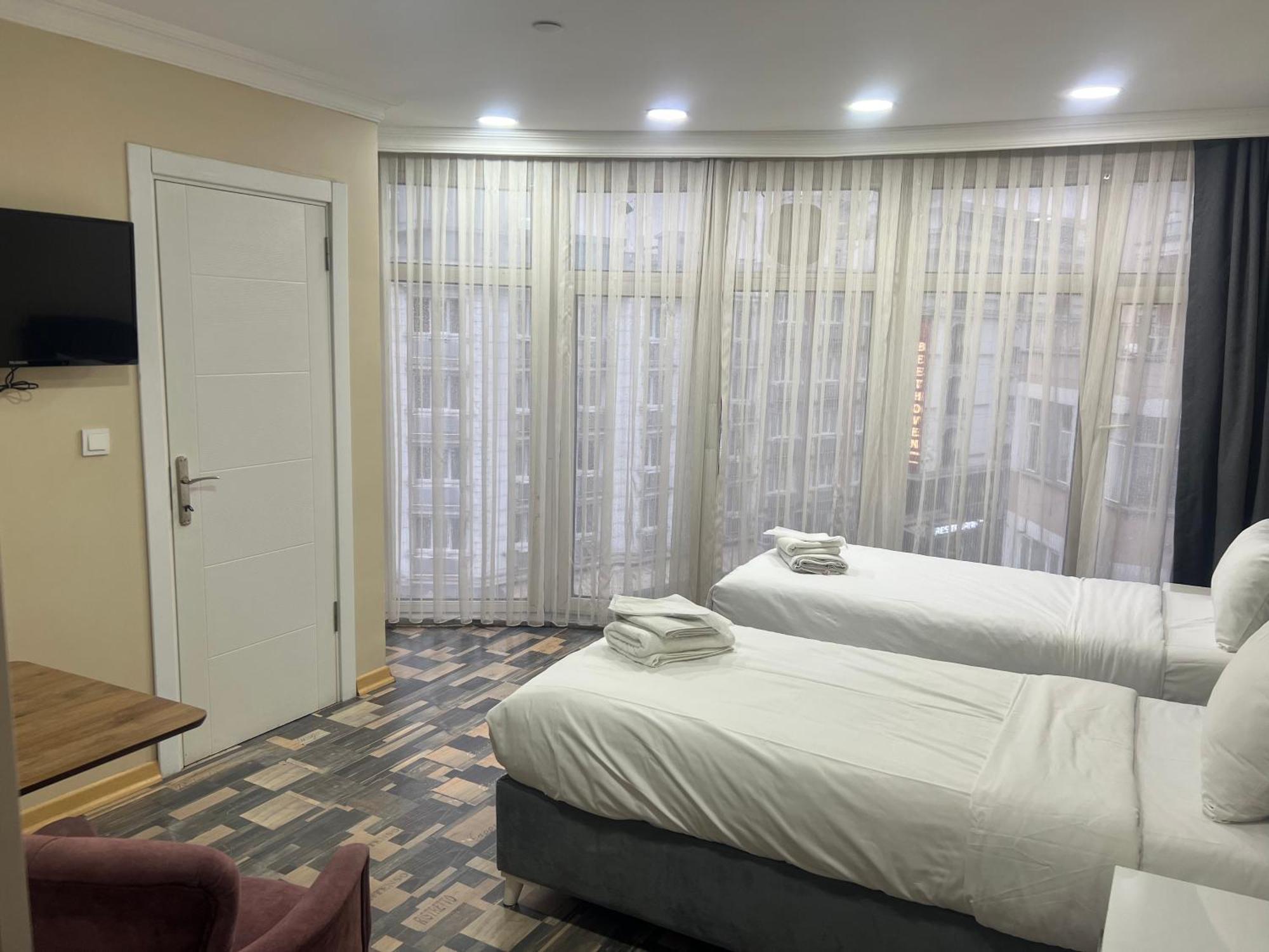 King Istanbul Hotel Esterno foto